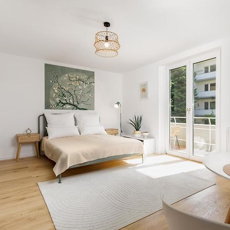 Design-Apartment In Linz Mit Netflix & Balkon Екстериор снимка
