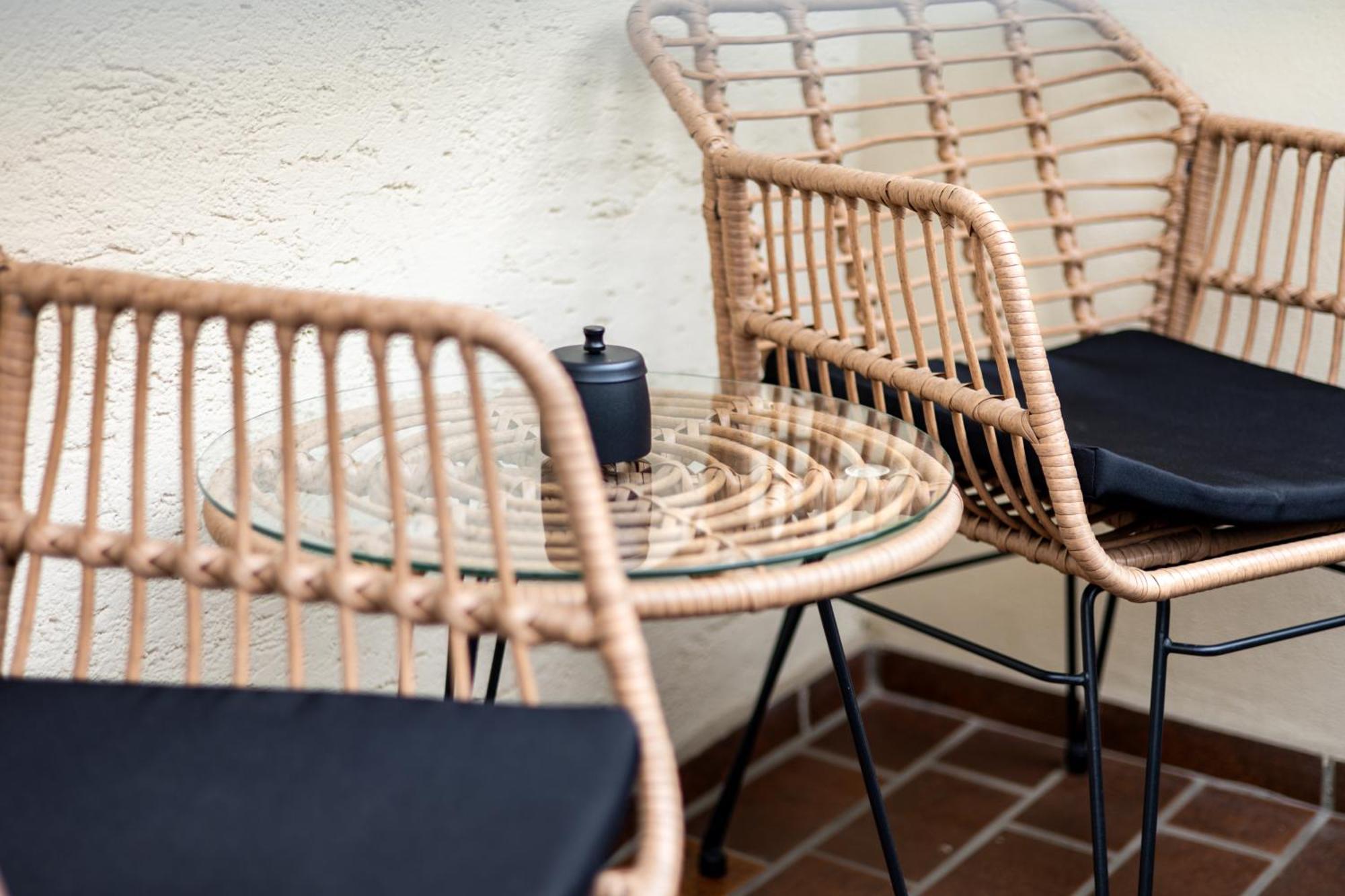 Design-Apartment In Linz Mit Netflix & Balkon Екстериор снимка